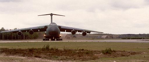 1984-05 C5 Galaxy.jpg